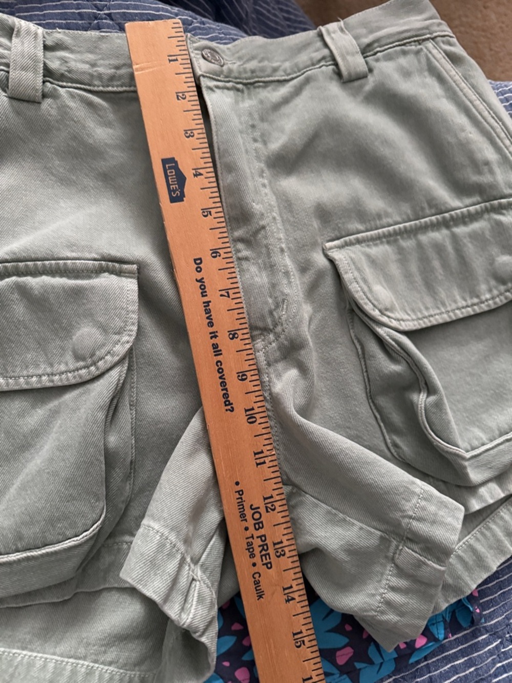 AGOLDE Casual Women's Shorts - Picture 9 of 9
